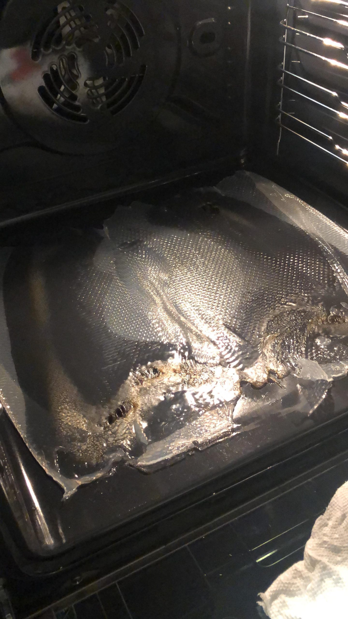 How to Clean Melted Plastic in Oven