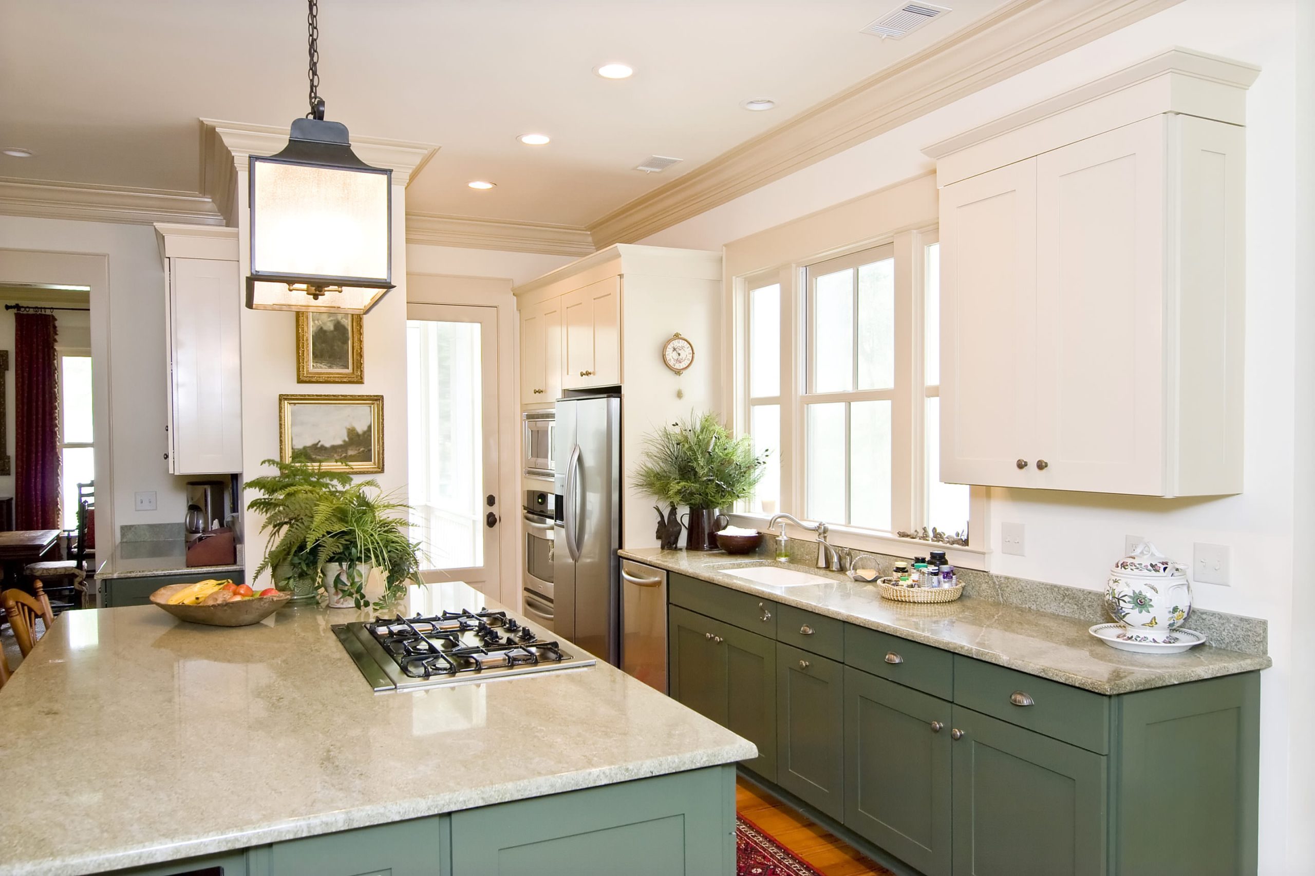 How to Refinish Oak Kitchen Cabinets- Transform Your Space with Expert Tips